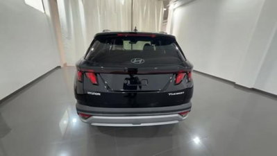 Hyundai Tucson 1.6 hev Business 2wd 239cv auto (4)