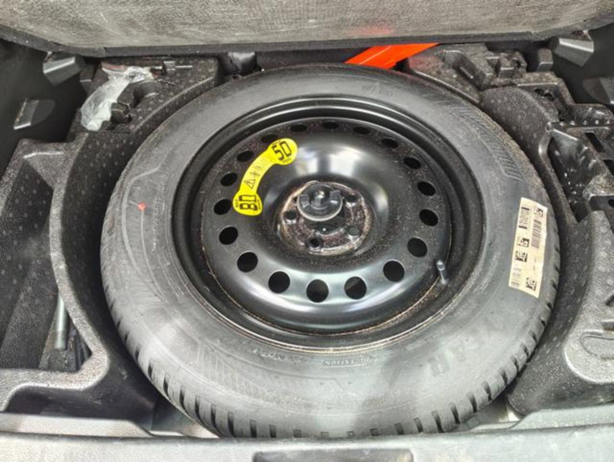Jeep Renegade 1.5 turbo t4 mhev Summit 2wd dct (12)