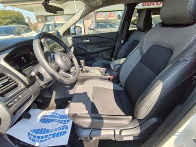 Nissan Qashqai 1.3 mhev N-Connecta 2wd 140cv (5)