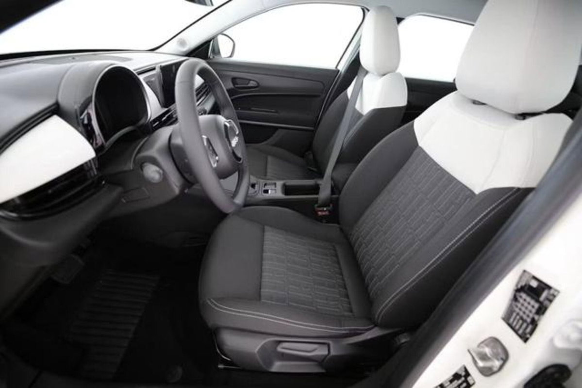 Fiat 600 1.2 hybrid 145cv auto (3)