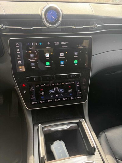 Maserati Grecale 2.0 MHEV 300 CV GT PrimaSerie (7)