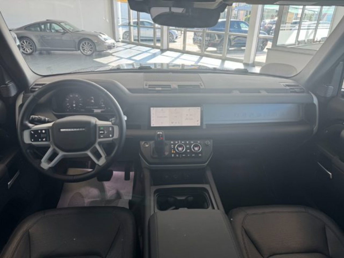 Land Rover Defender 110 2.0 si4 phev S awd 300cv auto (15)