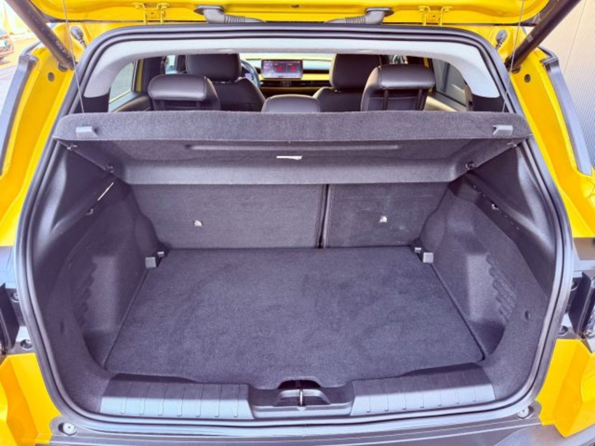 Jeep Avenger 1.2 turbo Summit fwd 100cv (13)