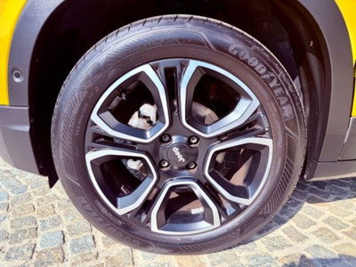 Jeep Avenger 1.2 turbo Summit fwd 100cv (8)