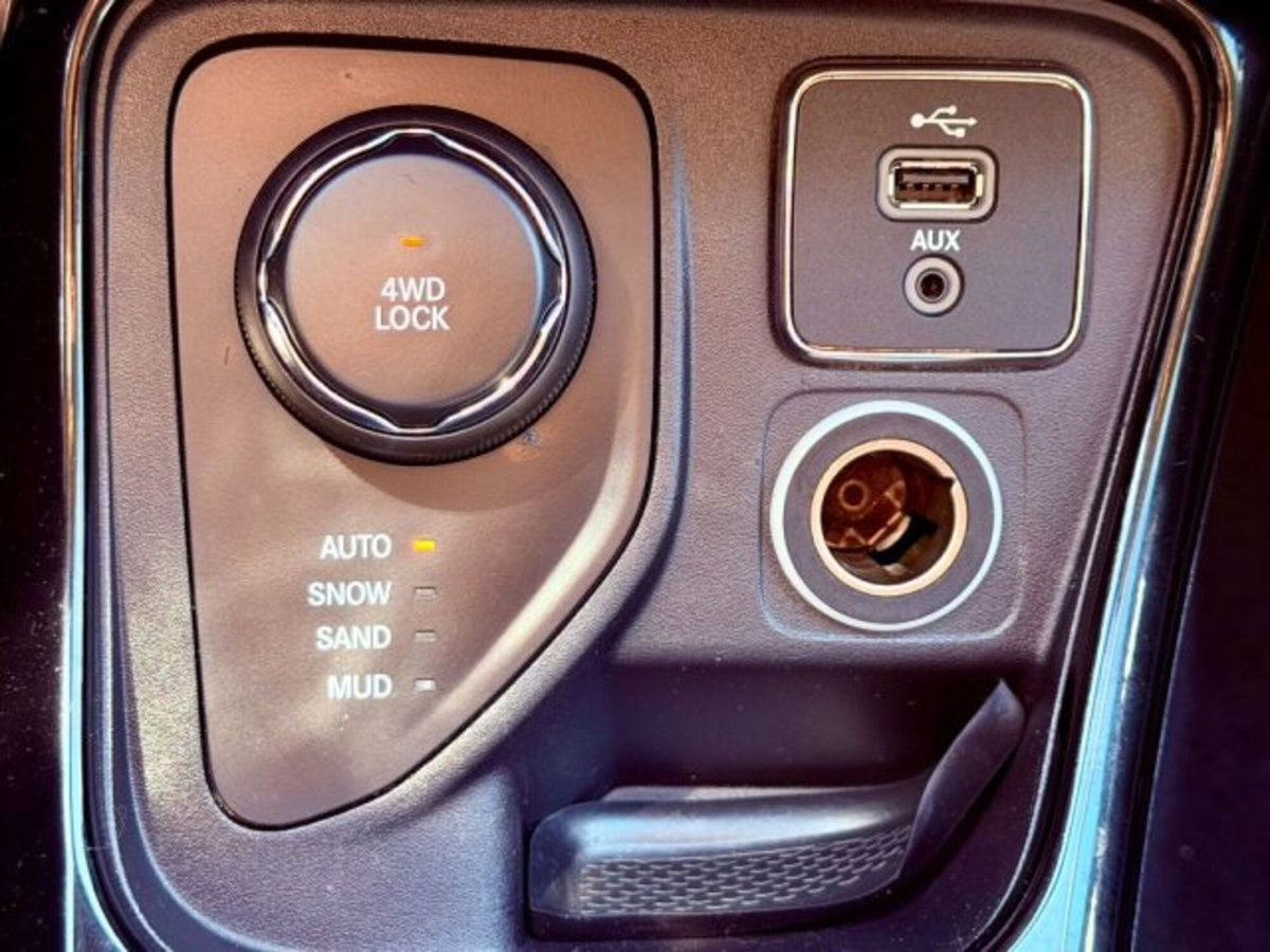 Jeep Compass 2.0 Multijet II 4WD Night Eagle (10)