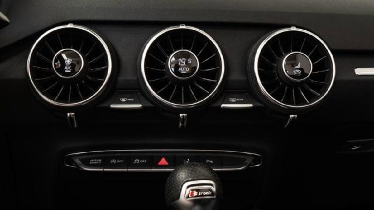 Audi TT Cabrio 40 TFSI S tronic (15)