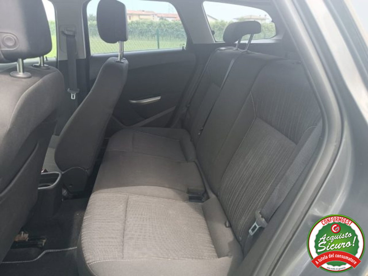 Opel Astra Station Wagon 1.7 CDTI 110CV Sports Cosmo (4)