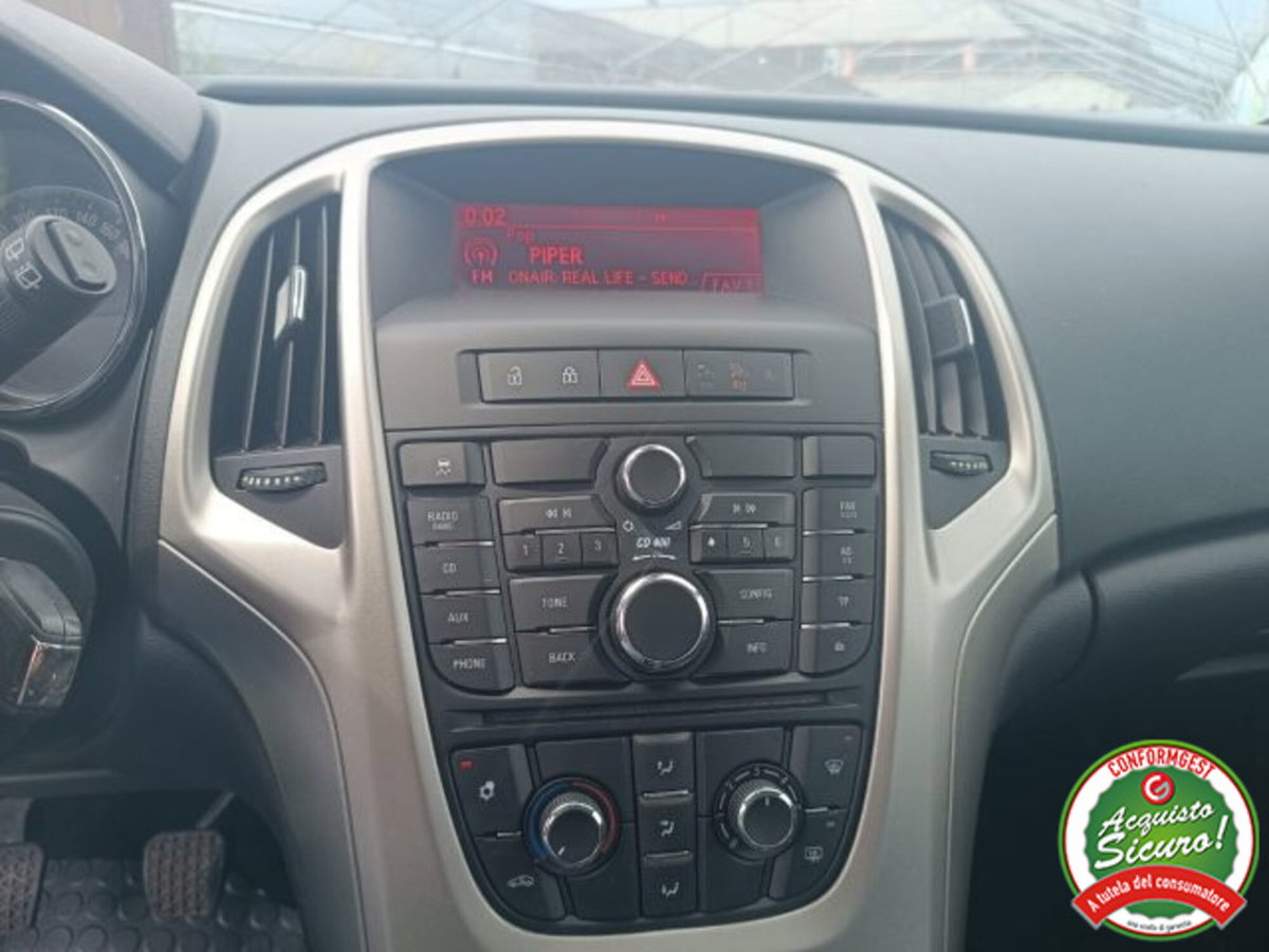 Opel Astra Station Wagon 1.7 CDTI 110CV Sports Cosmo (9)