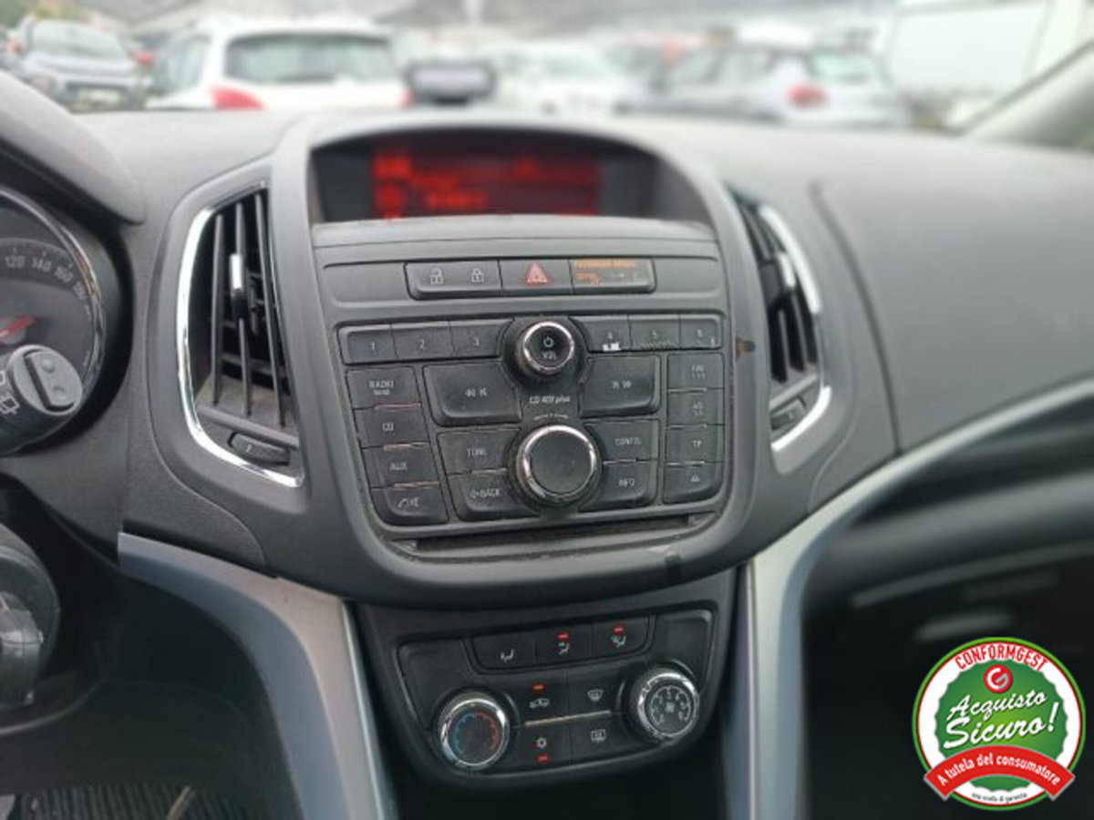 Opel Zafira Tourer 2.0 CDTi 110CV Elective (10)