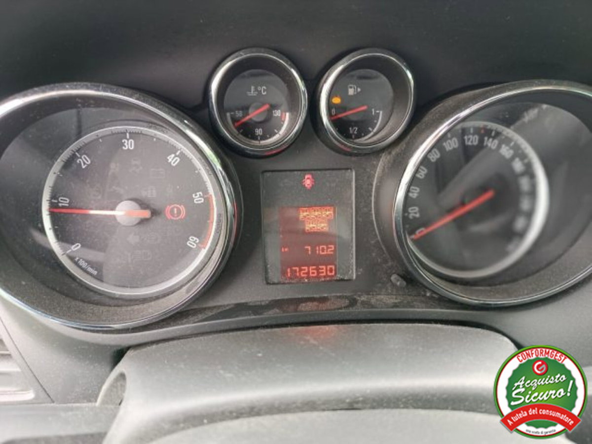 Opel Zafira Tourer 2.0 CDTi 110CV Elective (11)