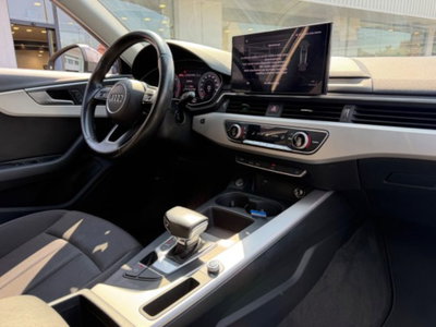 Audi A4 Avant 30 TDI/136 CV S tronic Business Advanced (17)