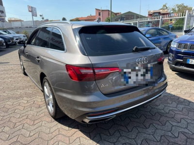 Audi A4 Avant 30 TDI/136 CV S tronic Business Advanced (4)