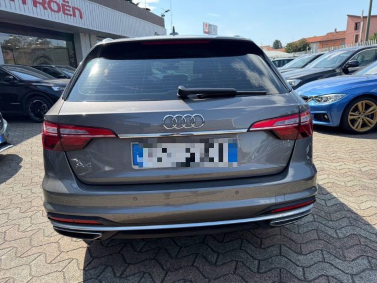 Audi A4 Avant 30 TDI/136 CV S tronic Business Advanced (5)