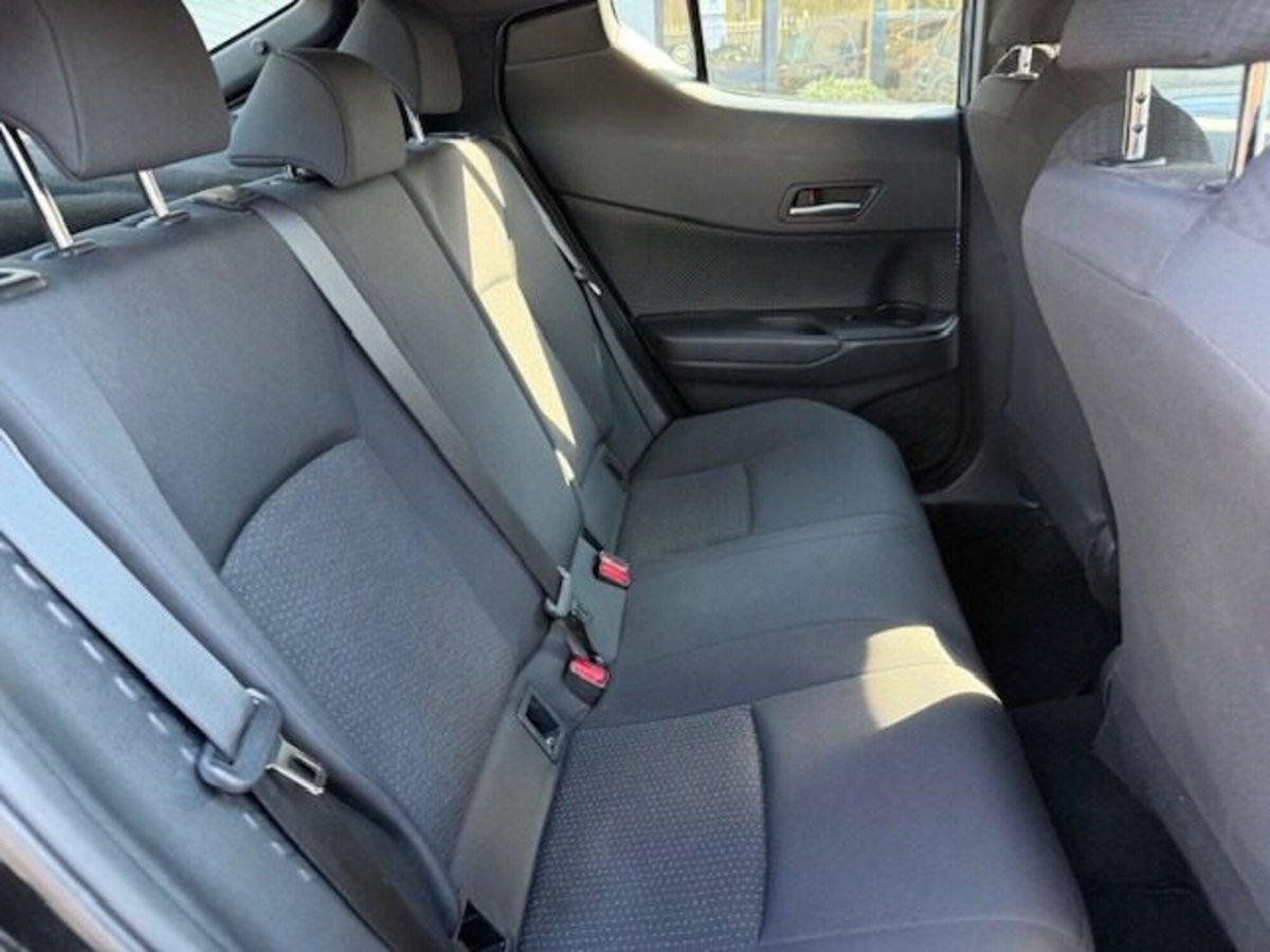 Toyota Toyota C-HR 1.8 Hybrid E-CVT Trend (10)