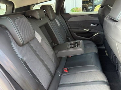 Peugeot 308 SW BlueHDi 130 S&S EAT8 Allure Pack (9)