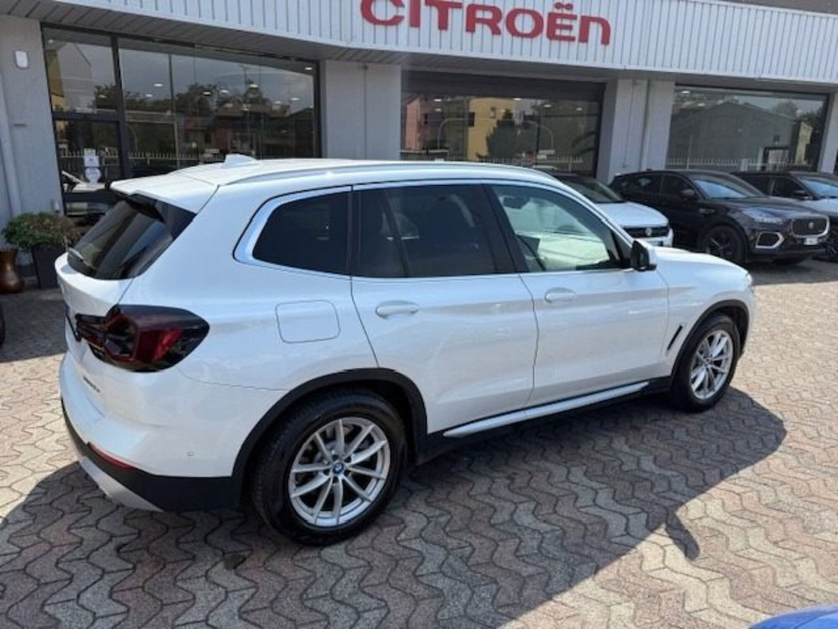 BMW X3 xDrive30e (2)
