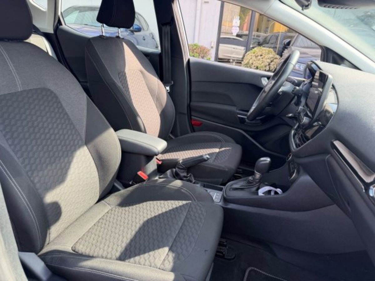 Ford Fiesta 1.0 Ecoboost Hybrid 125 CV DCT 5 porte Titanium (13)
