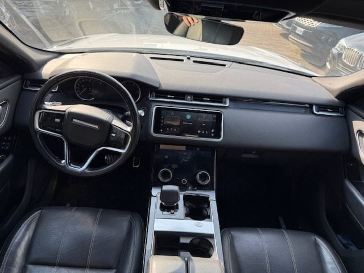 Land Rover Range Rover Velar 2.0D I4 204 CV R-Dynamic S (8)