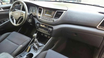 Hyundai Tucson 1.7 CRDi Comfort (9)