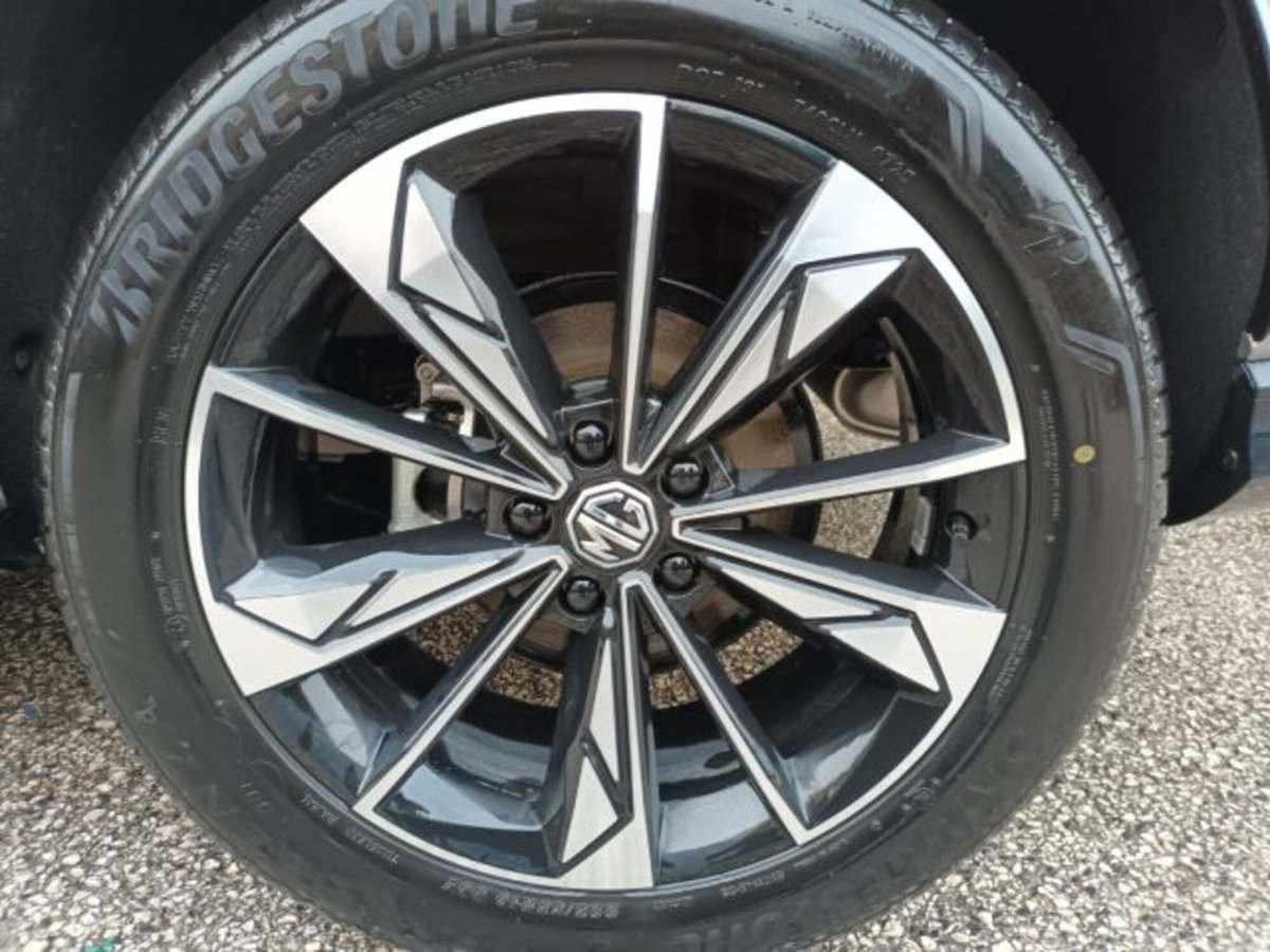 Mg HS 1.5 Luxury auto (16)