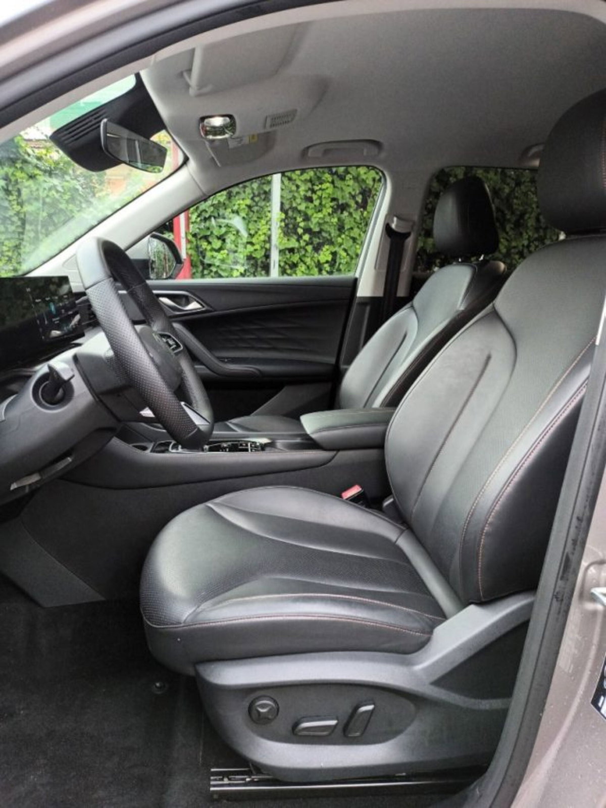 Mg HS 1.5 Luxury auto (5)