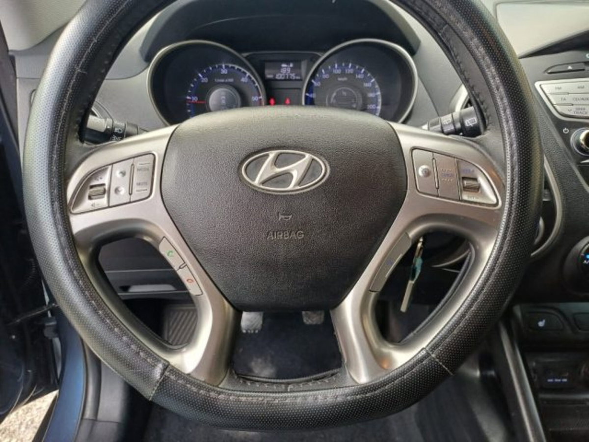 Hyundai ix35 1.7 CRDi 2WD Classic (12)