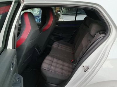 Volkswagen Golf 2.0 TSI GTI DSG (9)