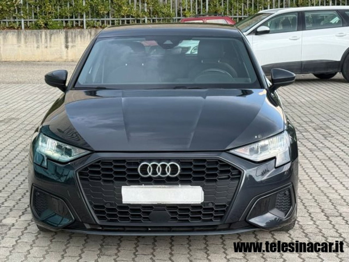 Audi A3 Sportback 2.0 TDI S tronic Business (3)
