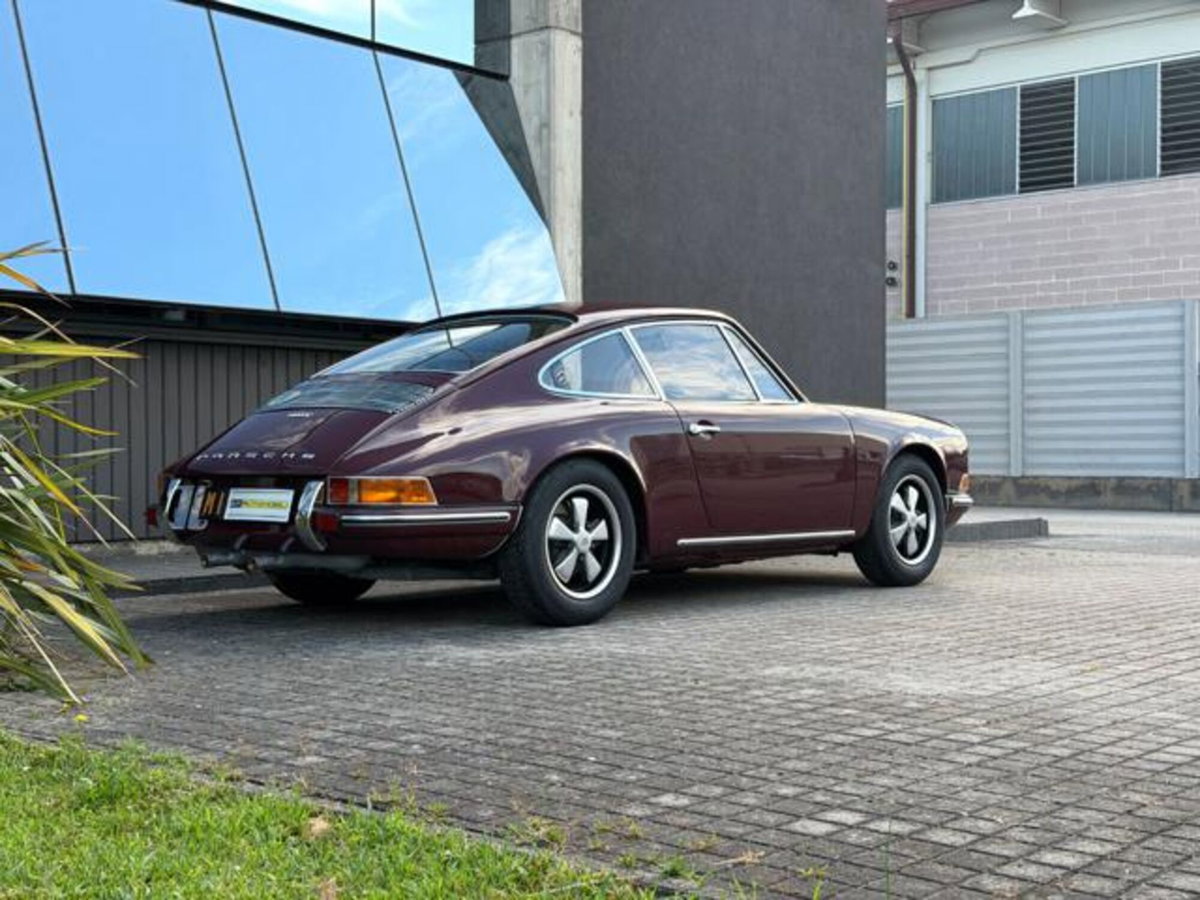 Porsche 911 Coupé 3.0 Carrera T (7)