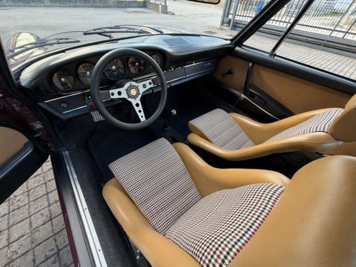 Porsche 911 Coupé 3.0 Carrera T (9)