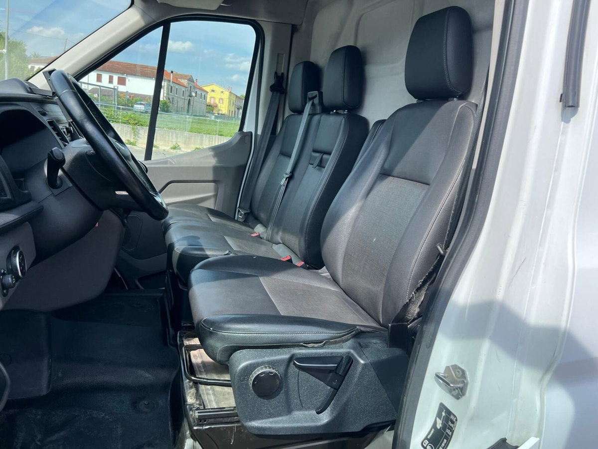 Ford Transit Furgone 330 2.0TDCi EcoBlue 130CV PM-TM Furgone Trend (15)