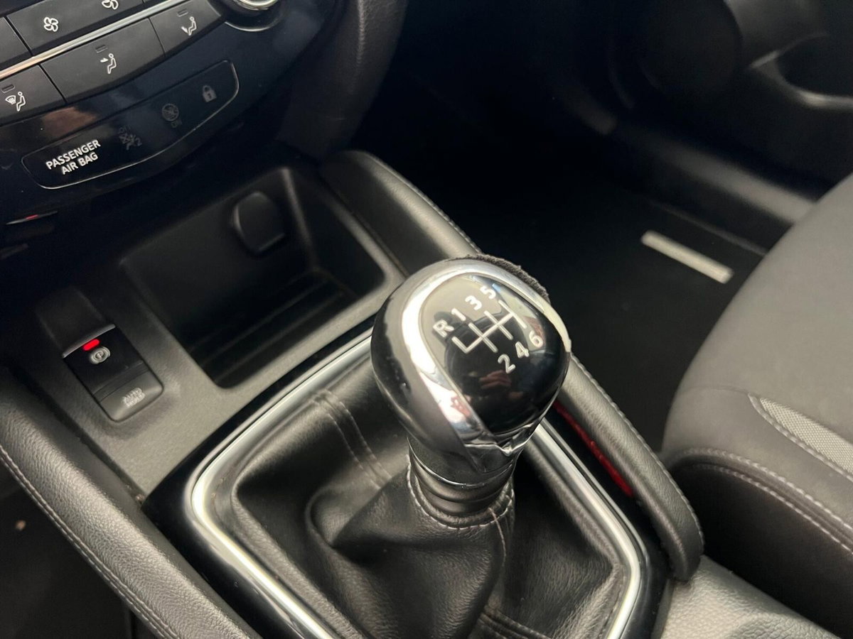 Nissan Qashqai 1.5 dCi Tekna (13)