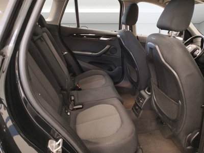BMW X1 sDrive18d Advantage (10)
