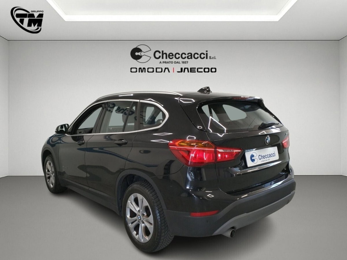 BMW X1 sDrive18d Advantage (4)