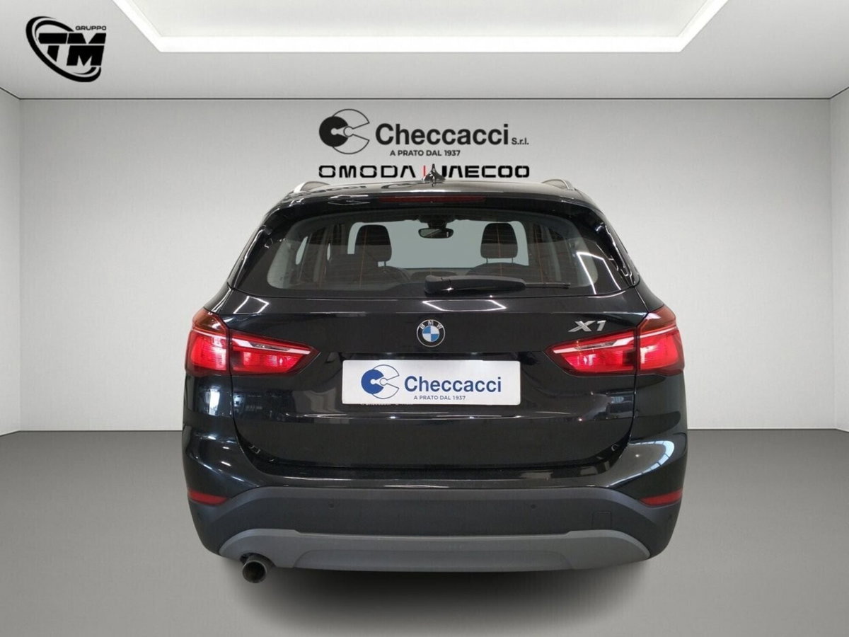 BMW X1 sDrive18d Advantage (5)