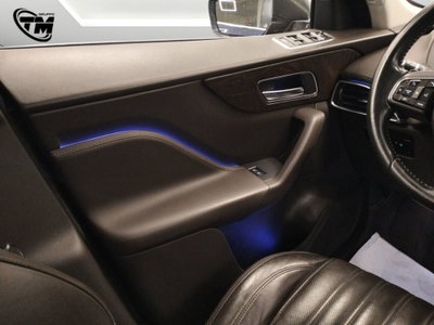Jaguar F-Pace 2.0 D 180 CV AWD Prestige (16)