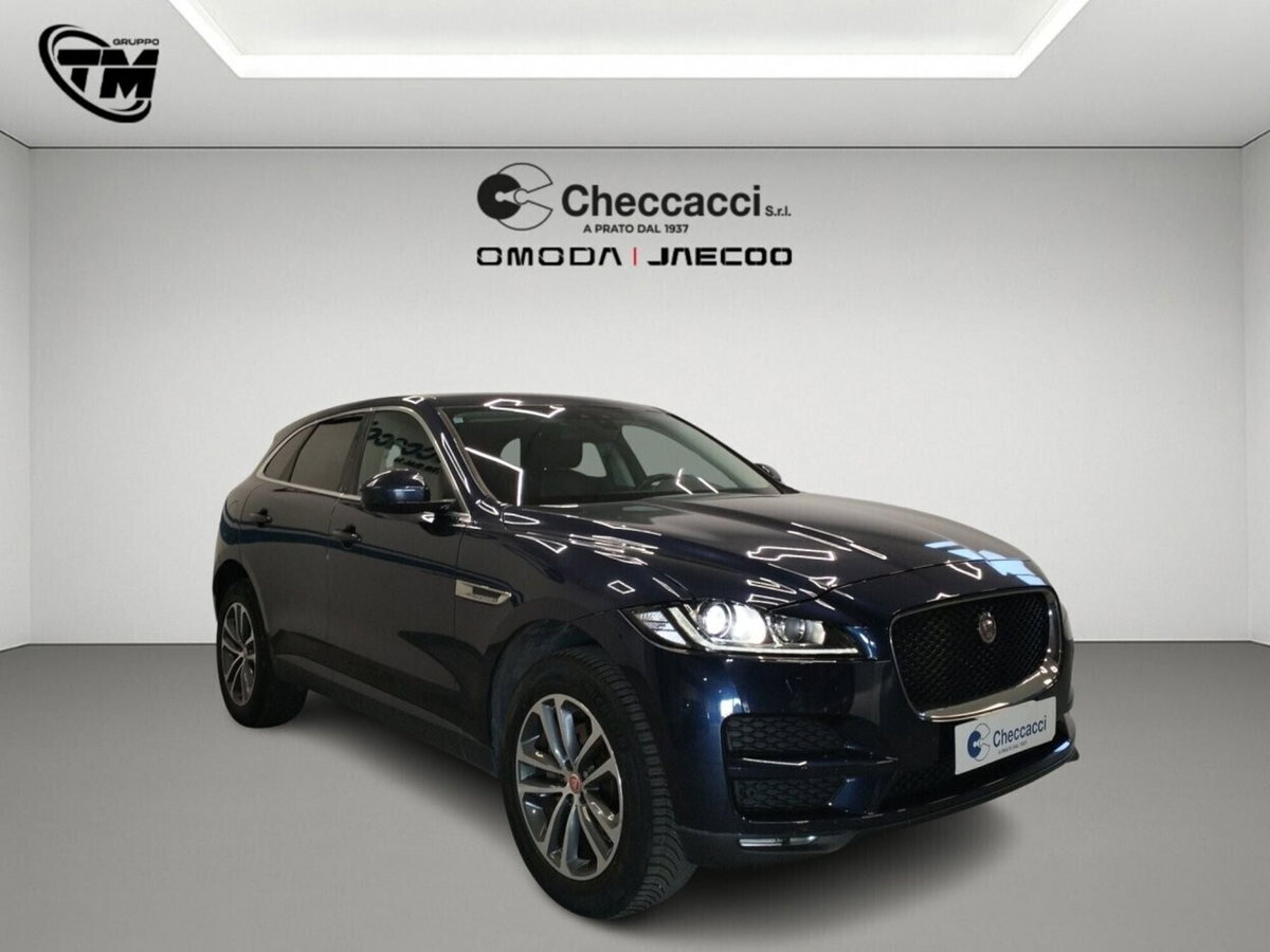Jaguar F-Pace 2.0 D 180 CV AWD Prestige (3)