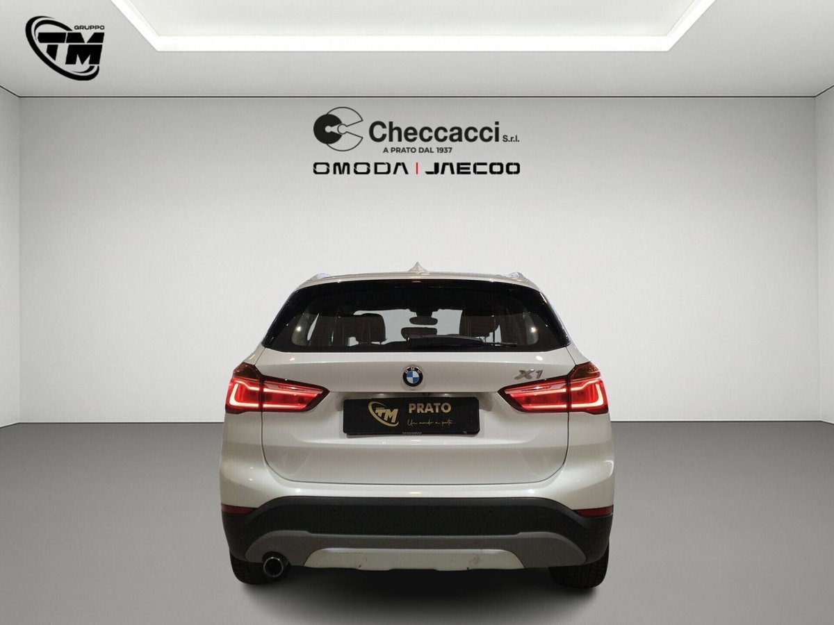 BMW X1 sDrive18d xLine Plus (6)
