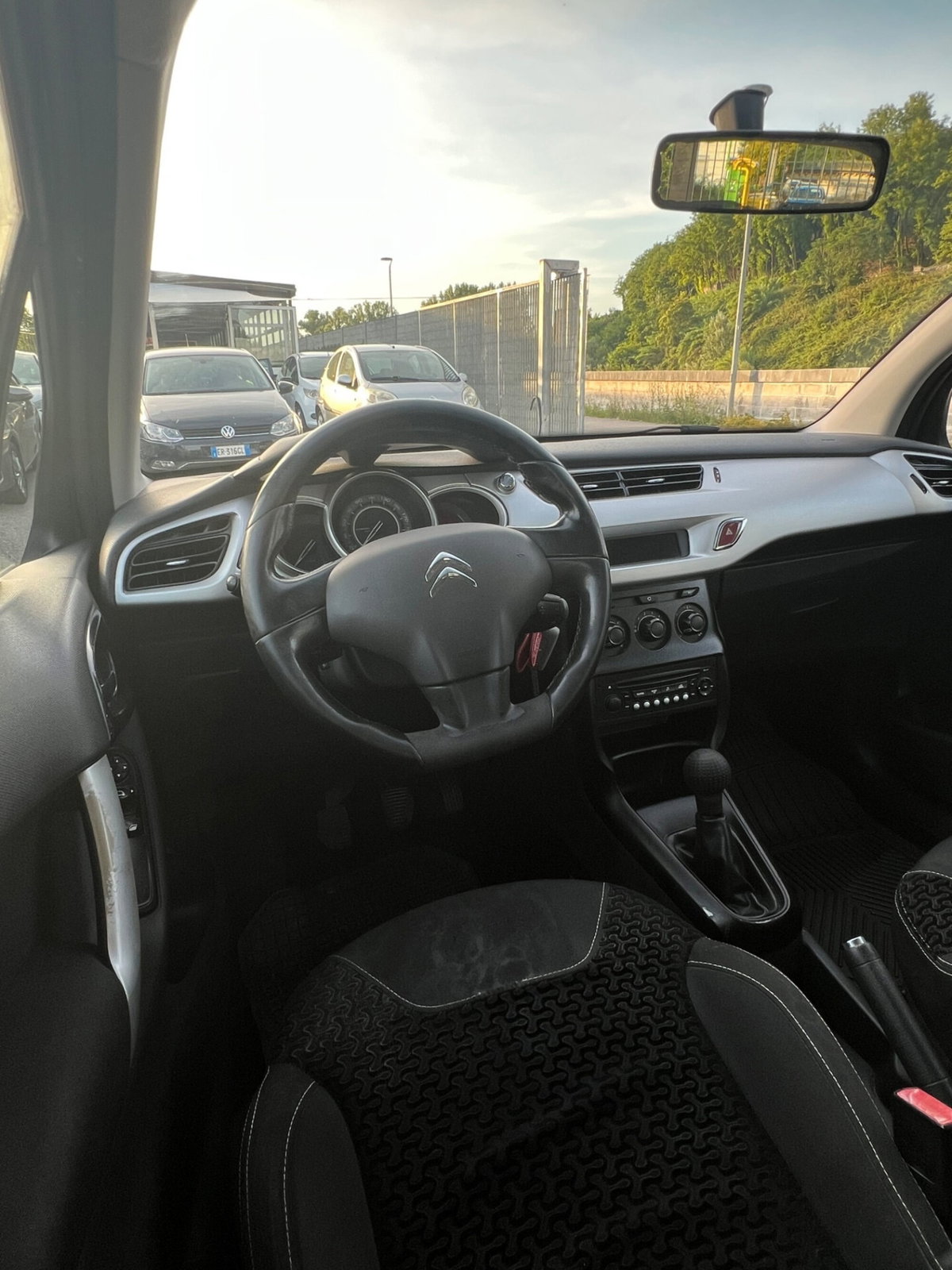 Citroen C3 1.4 HDi 70CV airdream Exclusive Style (12)