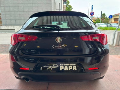 Alfa Romeo Giulietta 1.6 JTDm-2 Distinctive (6)