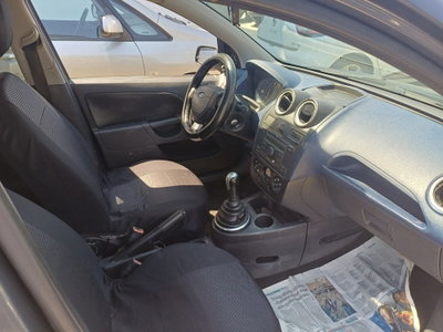 Ford Fiesta 1.4 TDCi 5p. Titanium (12)