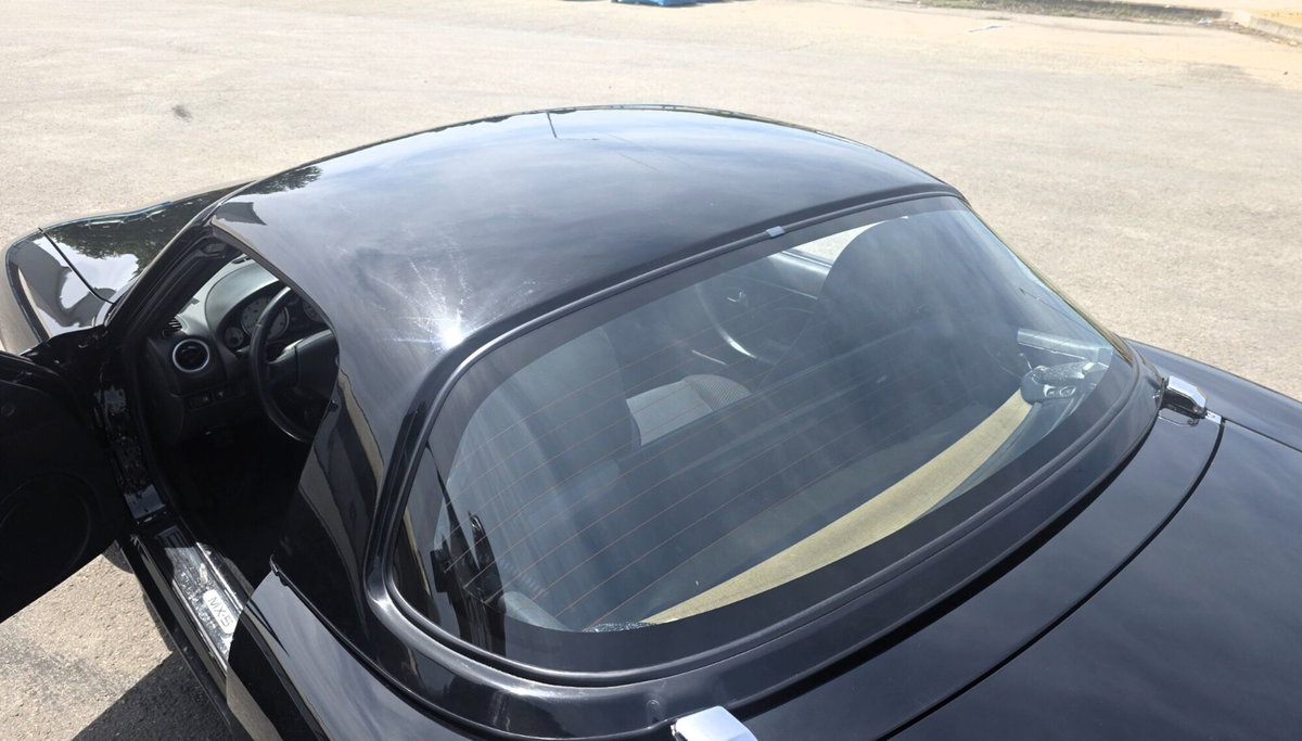 Mazda MX-5 1.6i 16V cat Backstage (4)