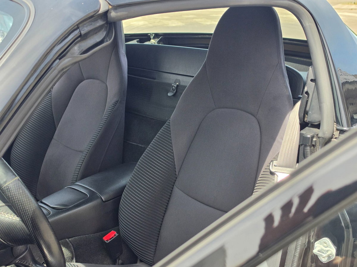 Mazda MX-5 1.6i 16V cat Backstage (6)