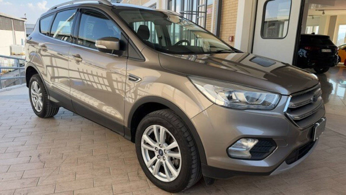 Ford Kuga 2.0 TDCI 120 CV S&S 2WD Powershift Business (3)