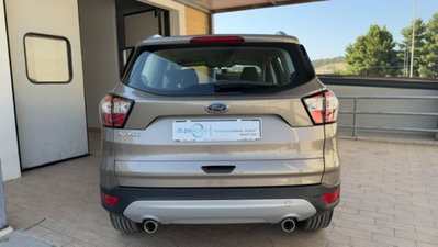 Ford Kuga 2.0 TDCI 120 CV S&S 2WD Powershift Business (5)