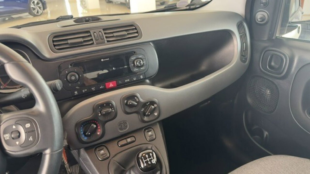 Fiat Panda 1.3 MJT 95 CV S&S Lounge (11)