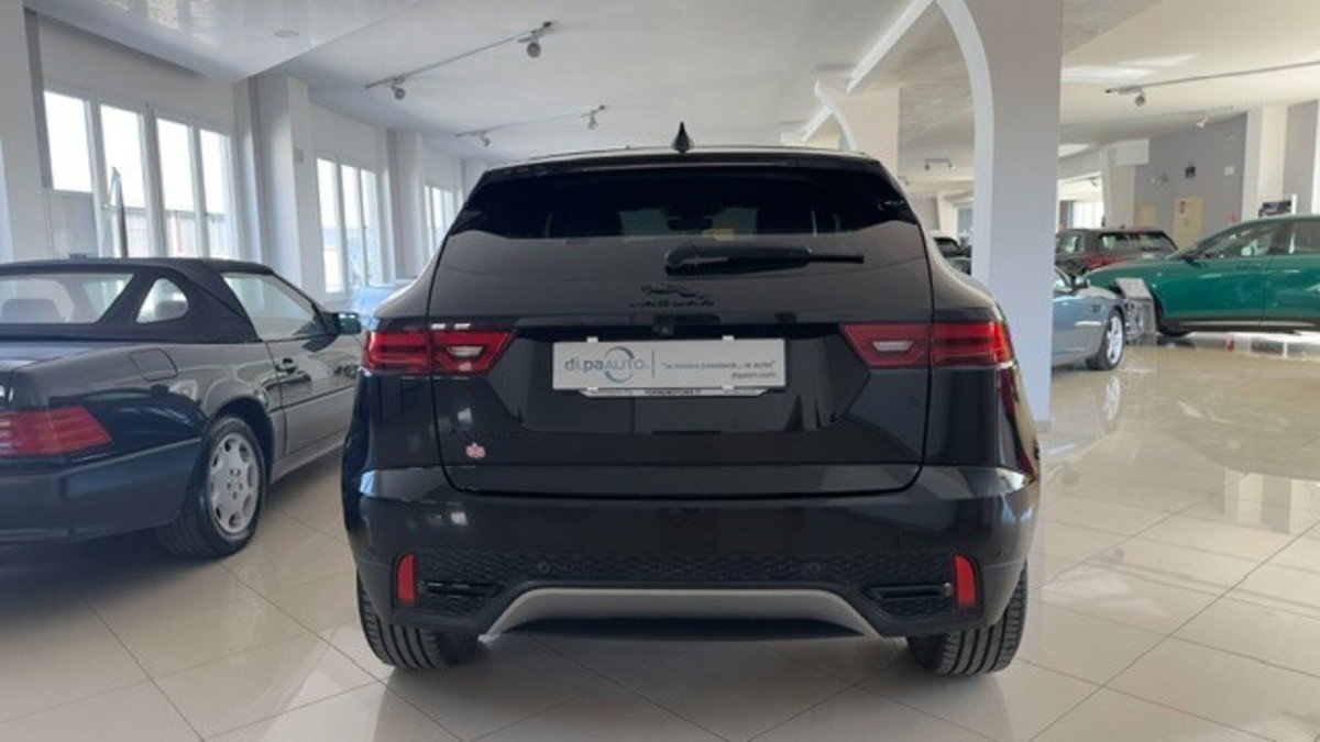 Jaguar E-Pace 2.0d i4 mhev R-Dynamic HSE awd 163cv auto (6)