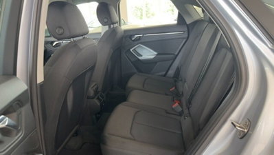 Audi Q3 Sportback 35 TDI quattro S tronic Business Plus (11)