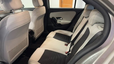 Mercedes-Benz Classe A 180 d Automatic Sport (10)