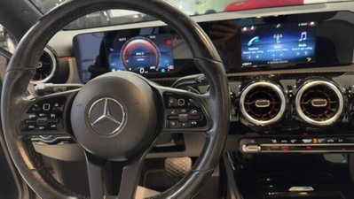 Mercedes-Benz Classe A 180 d Automatic Sport (13)